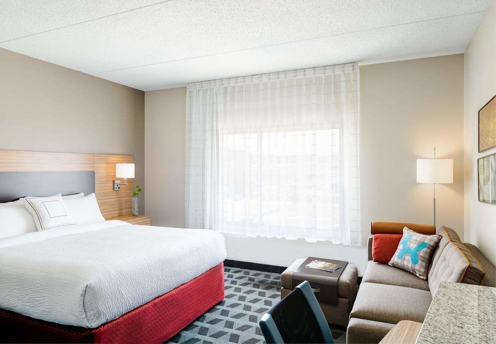 Towneplace Suites By Marriott Saskatoon Extérieur photo